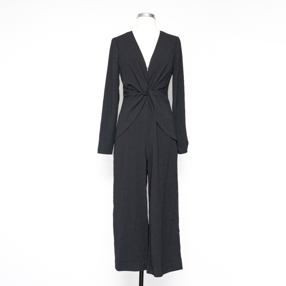 Self-Portrait.  Cropped‎ Cutout Crepe Jumpsuit. - Picture 2 of 16